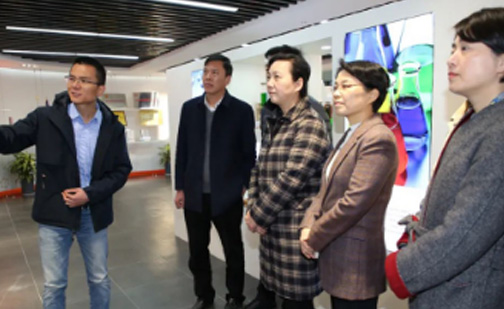 时任省委常委、统战部部长王文序莅临材华科技参观调研